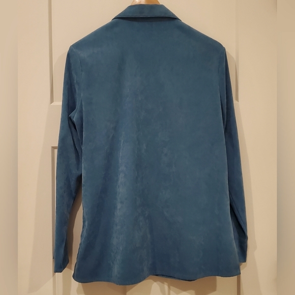 Blazer - Picture 2 of 6